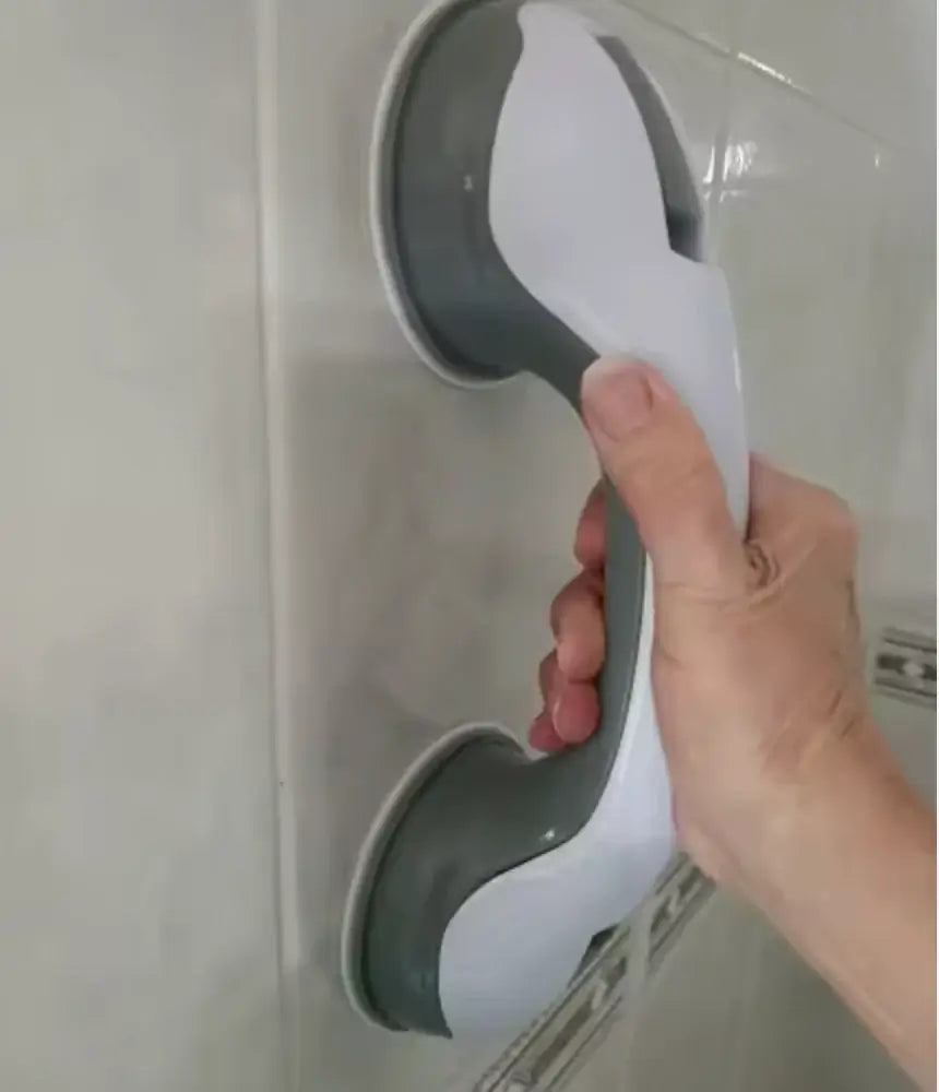 Foto enviada por Daniela K. con la manija instalada en su baño